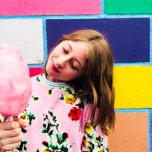 Meet your Posher, Marina